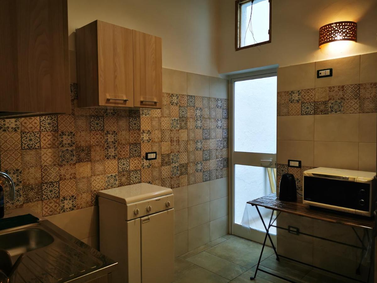 Apartamento La Vecchia Torre 1920 Grottaglie Exterior foto